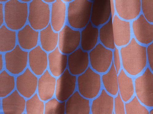 Stof 'schubben'. Bruin | blauw. 0,5 meter.